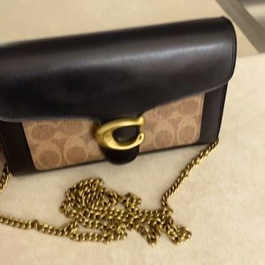 Coach/ purse/ wallet